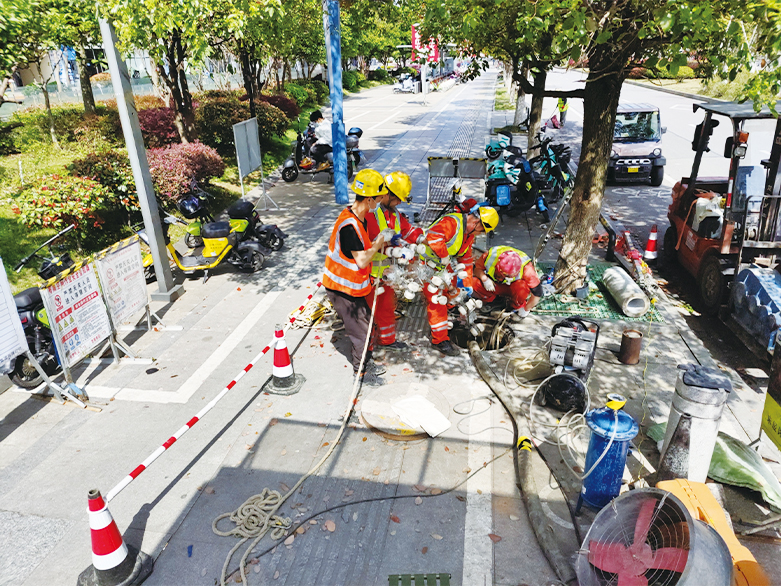  福海UV-CIPP紫外光固化修复